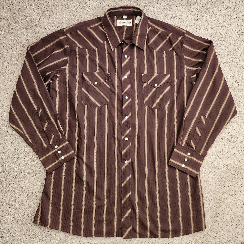 Cody James brown snap button down